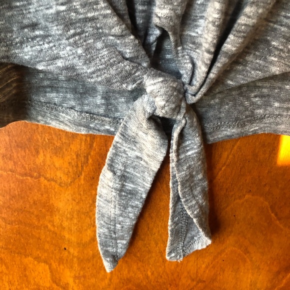 Flutter Sleeve Top - Picture 2 of 4